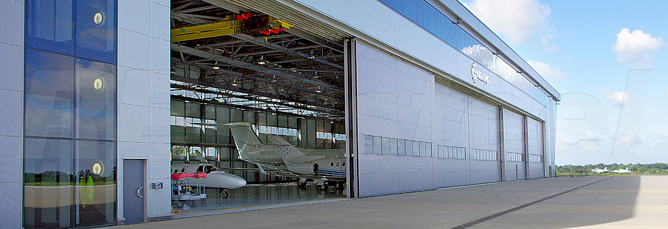 REIDsteel Hangar Doors - Rizon Hangar